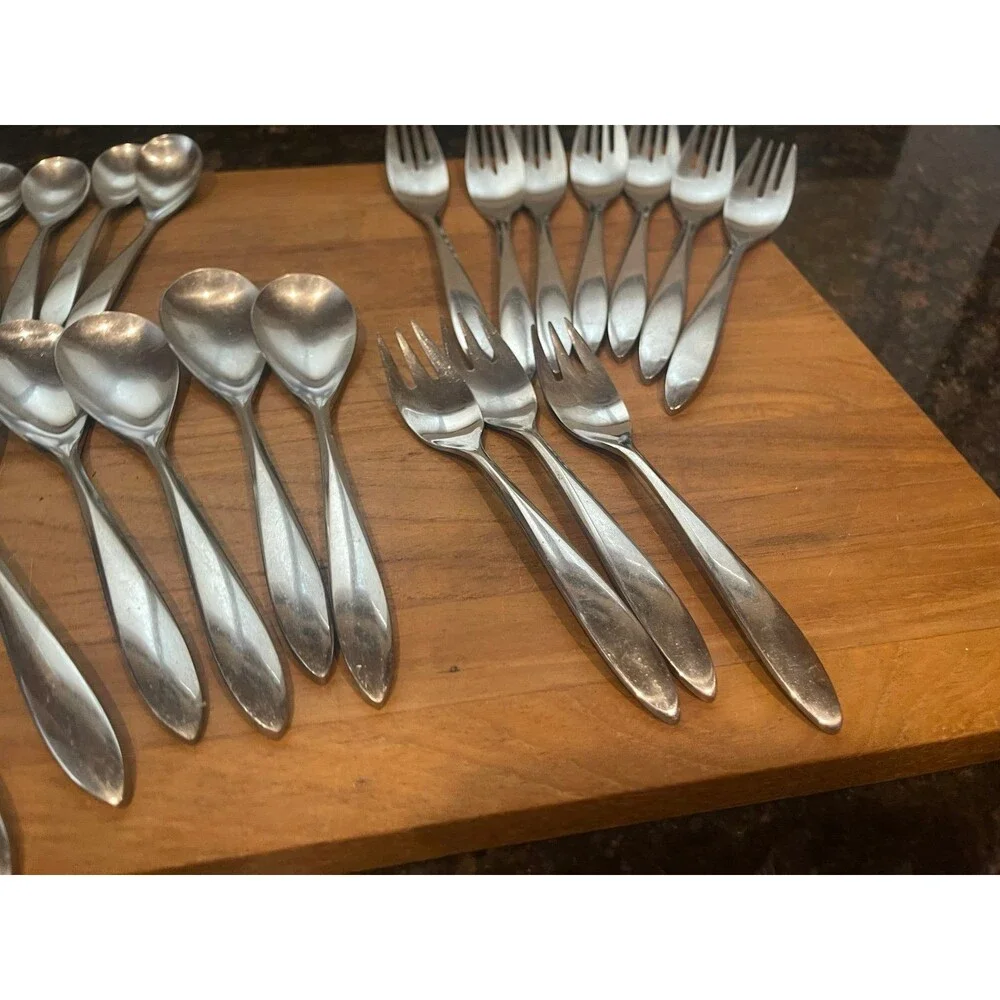 International Stainless - LUCERNE - 27-Piece Flatware Set